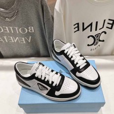 프라다 PRADA 남여공용 스니커즈 PR146