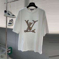 루이비통 LV 남성 라운드 반팔 LV7973