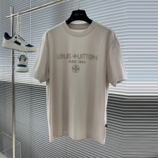 루이비통 LV 남성 라운드 반팔 LV8020