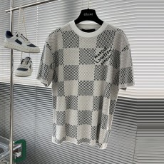루이비통 LV 남성 라운드 반팔 LV8022