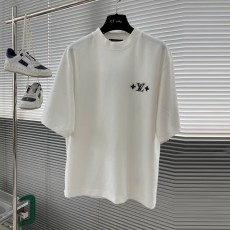 루이비통 LV 남성 라운드 반팔 LV8048