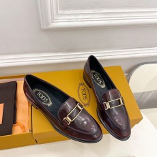 토즈 TODS 여성 로퍼 T0526