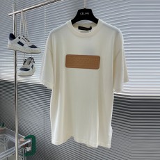 루이비통 LV 남성 라운드 반팔 LV8104