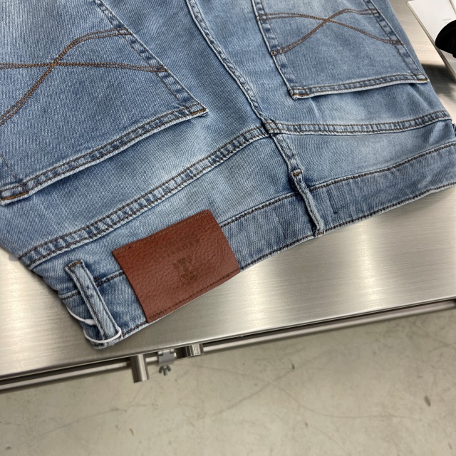 NQSG3810.jpg