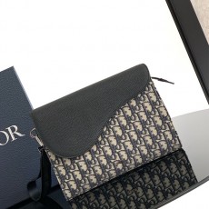 디올 DIOR 새들 A5 트라이앵글 파우치 DR1034