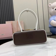 미우미우 MIUMIU 가죽 보 토트백 5BB173 MU075