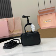 미우미우 MIUMIU 아르카디 미니백 5NR036 MU083