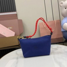 미우미우 MIUMIU 개버딘 파우치백 5NE841 MU085
