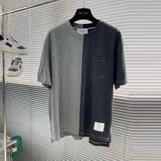 톰브라운 THOMBROWNE 남성 라운드 반팔 T5405