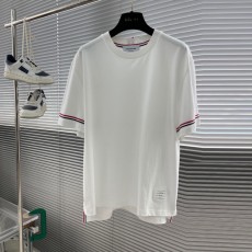 톰브라운 THOMBROWNE 남성 라운드 반팔 T5412