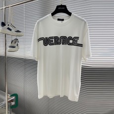 베르사체 Versace 남성 라운드 반팔 v0244