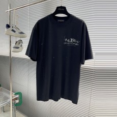 루이비통 LV 남성 라운드 반팔 LV8416