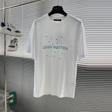 루이비통 LV 남성 라운드 반팔 LV8422
