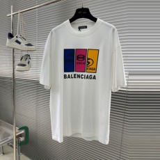 발렌시아가 Balenciaga 남성 라운드 반팔 BG1803