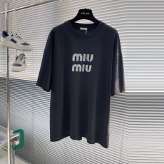 미우미우 MIUMIU 남성 라운드 반팔 MU0436