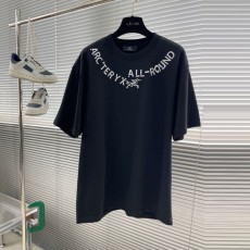 아크테릭스 ARCTERYX 남성 라운드 반팔 AT201