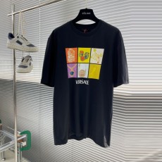 베르사체 Versace 남성 라운드 반팔 v0245