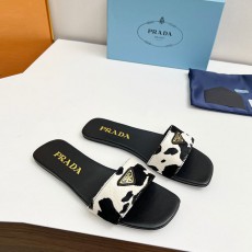 프라다 PRADA 슬라이드 뮬 PR302