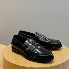 페레가모 FERRAGAMO 남성 로퍼 FM08764