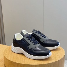 프라다 PRADA 남성 스니커즈 PR305