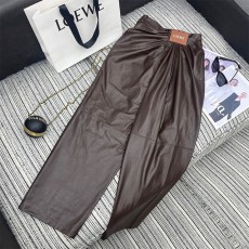 로에베 LOEWE 가죽 팬츠 LW0536