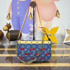 루이비통 LV 포쉐트 악세사리 M13994