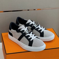 에르메스 HERMES 남성 데이켈리 스니커즈 H08576